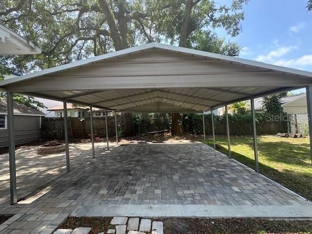 102 W ELM STREET, Tampa, FL 33604