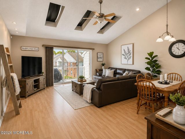 270 Tulip Lane, Freehold, NJ 07728