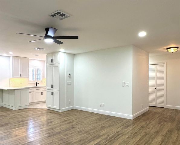 419 Pine Tree Court 19, Atlantis, FL 33462