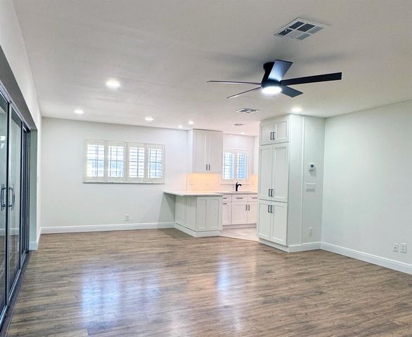 419 Pine Tree Court 19, Atlantis, FL 33462