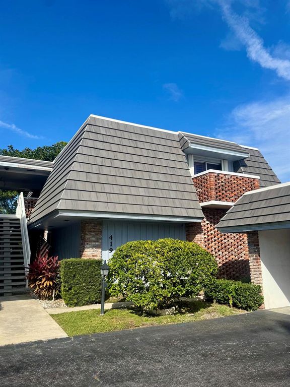 419 Pine Tree Court 19, Atlantis, FL 33462