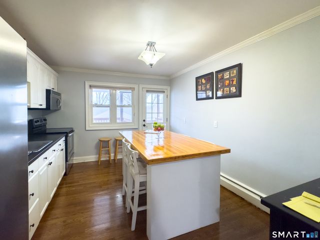 153 Cherry Hill Drive 2A, Bridgeport, CT 06606