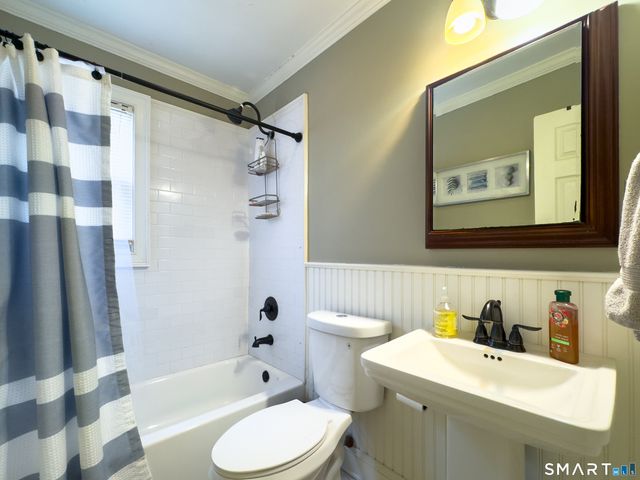 153 Cherry Hill Drive 2A, Bridgeport, CT 06606