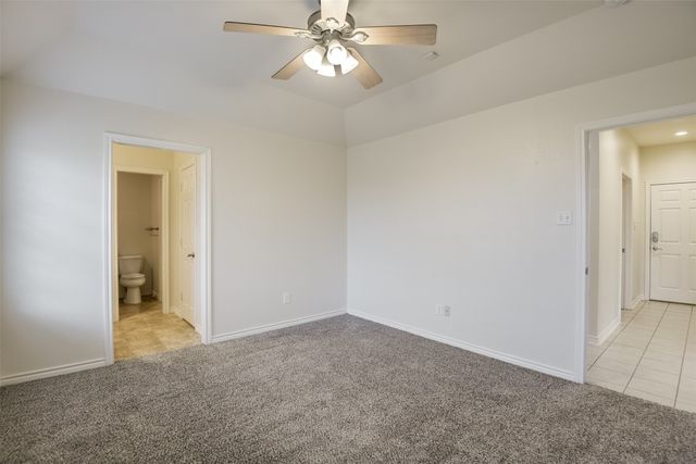 1066 West Road, Waxahachie, TX 75165