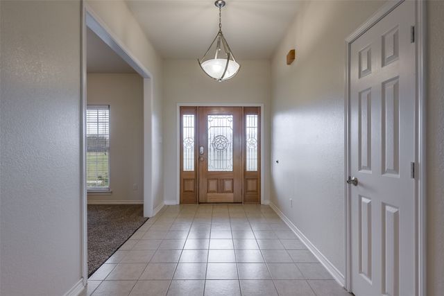 1066 West Road, Waxahachie, TX 75165