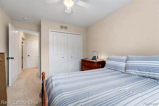 22745 Coachlight Circle, Taylor, MI 48180