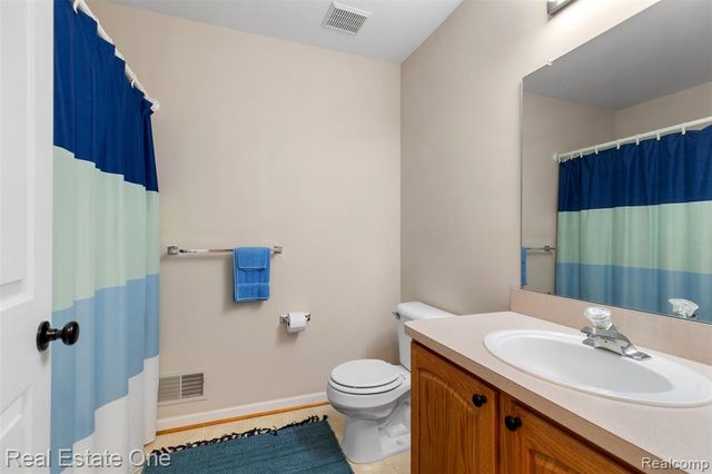 22745 Coachlight Circle, Taylor, MI 48180