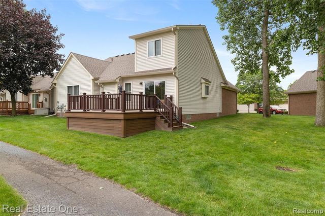 22745 Coachlight Circle, Taylor, MI 48180