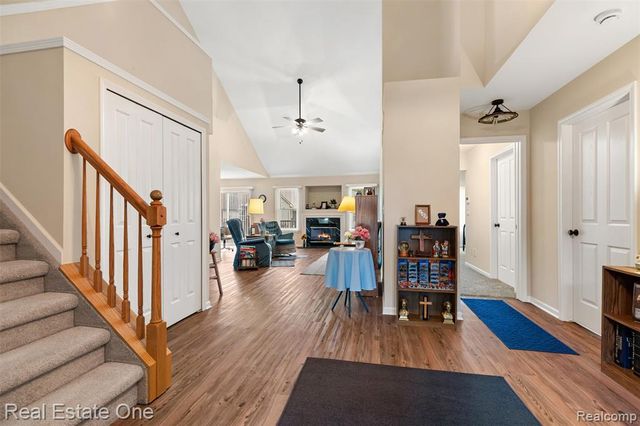 22745 Coachlight Circle, Taylor, MI 48180