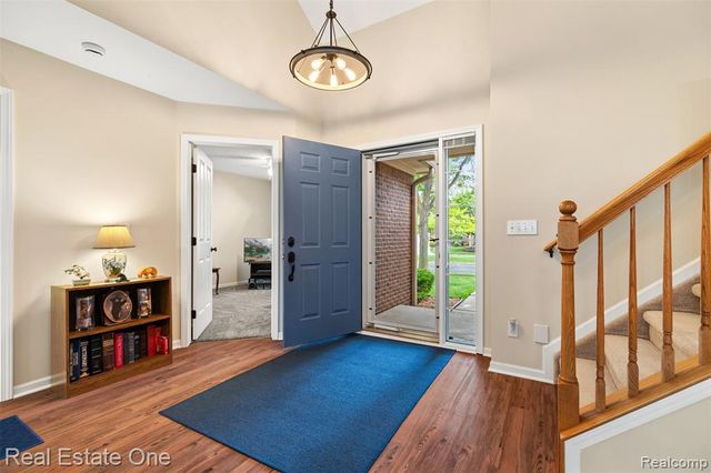 22745 Coachlight Circle, Taylor, MI 48180