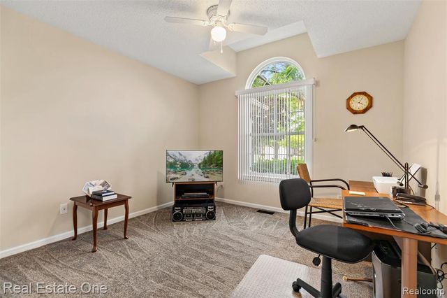 22745 Coachlight Circle, Taylor, MI 48180