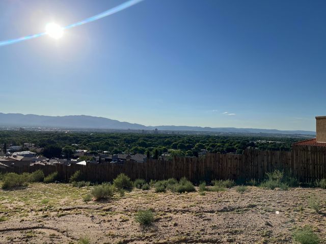 534 La Bajada Court NW, Albuquerque, NM 87105