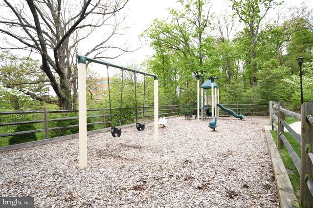 14823 WOOTTON MANOR CT, Rockville, MD 20850