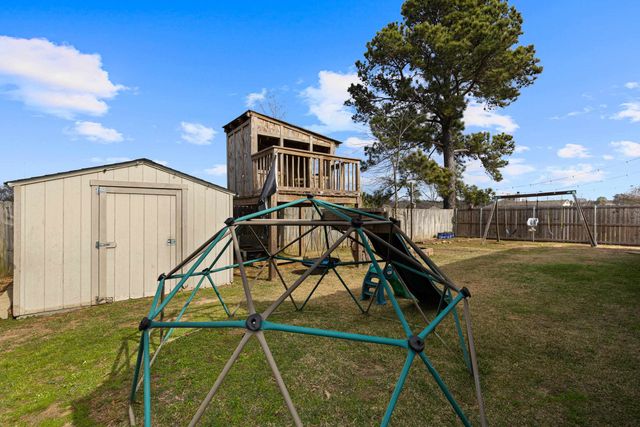 2029 Cumberland Dr., Longview, TX 75601