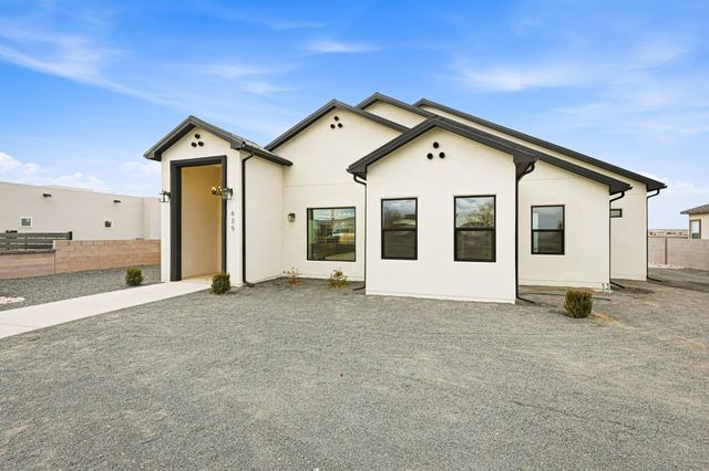 625 1st Street NE, Rio Rancho, NM 87124