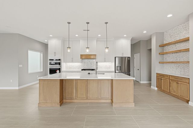 625 1st Street NE, Rio Rancho, NM 87124