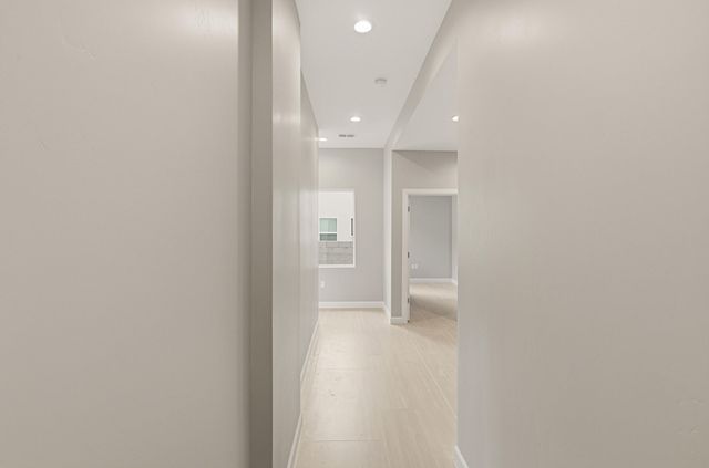 625 1st Street NE, Rio Rancho, NM 87124