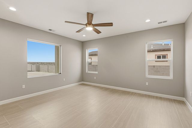 625 1st Street NE, Rio Rancho, NM 87124