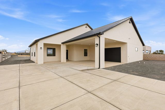 625 1st Street NE, Rio Rancho, NM 87124