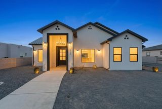 625 1st Street NE, Rio Rancho, NM 87124