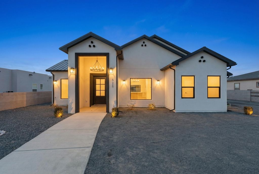 625 1st Street NE, Rio Rancho, NM 87124