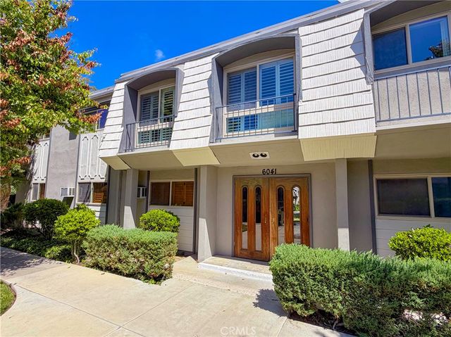 6041 Fountain Park Lane 11, Woodland Hills, CA 91367