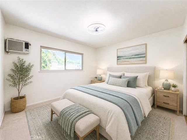 6041 Fountain Park Lane 11, Woodland Hills, CA 91367