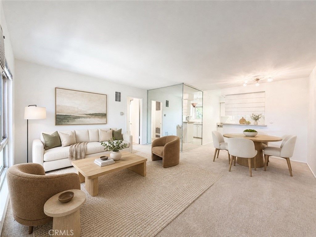 6041 Fountain Park Lane 11, Woodland Hills, CA 91367