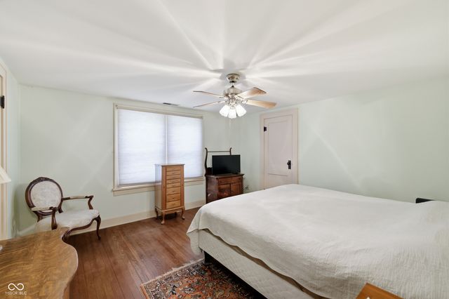 1189 S Morgantown Road, Greenwood, IN 46143