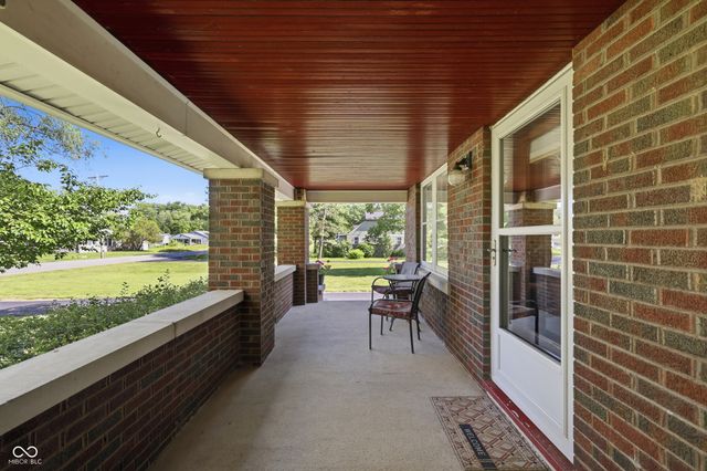 1189 S Morgantown Road, Greenwood, IN 46143