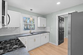 920 Clyde Street, Lansing, MI 48915