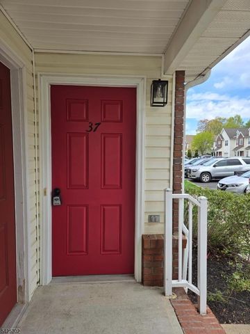 37 Forest Dr, Piscataway Twp., NJ 08854