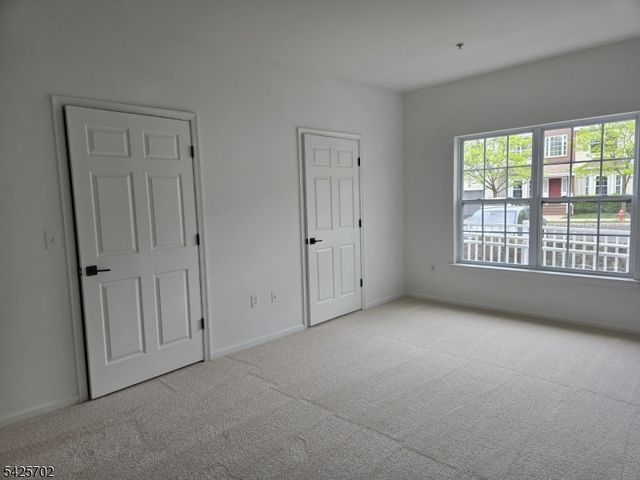 37 Forest Dr, Piscataway Twp., NJ 08854