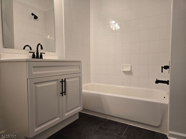 37 Forest Dr, Piscataway Twp., NJ 08854