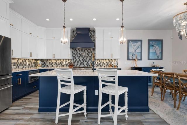 915 N SHORE DRIVE, Anna Maria, FL 34216