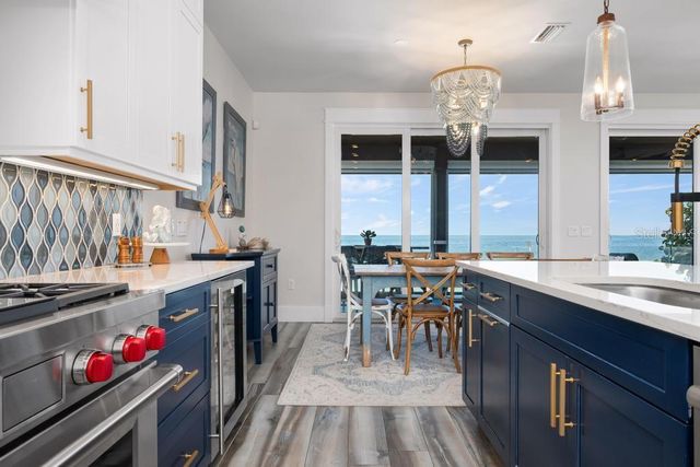 915 N SHORE DRIVE, Anna Maria, FL 34216