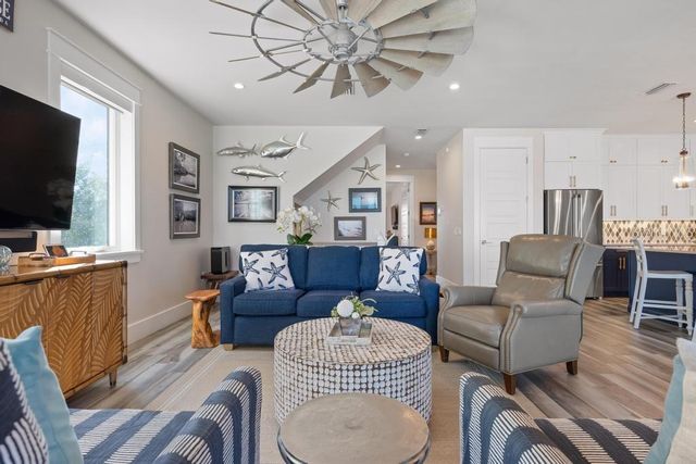 915 N SHORE DRIVE, Anna Maria, FL 34216