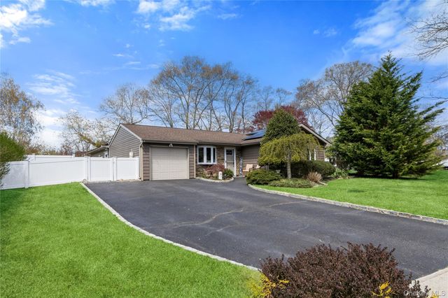 21 Elkin Drive, Middle Island, NY 11953
