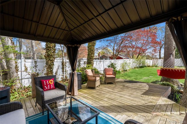 21 Elkin Drive, Middle Island, NY 11953