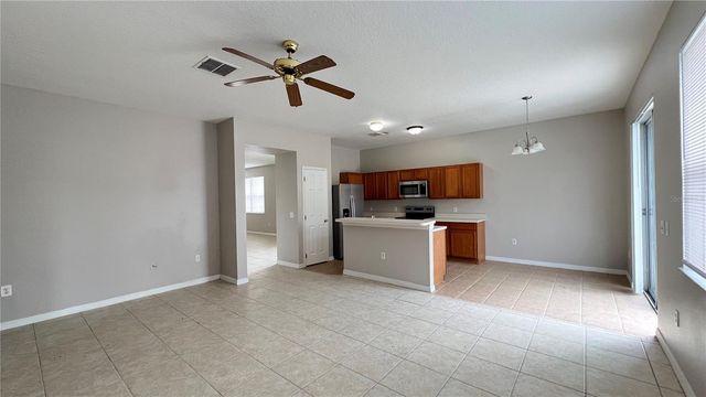 318 SAND RIDGE DRIVE, Davenport, FL 33896