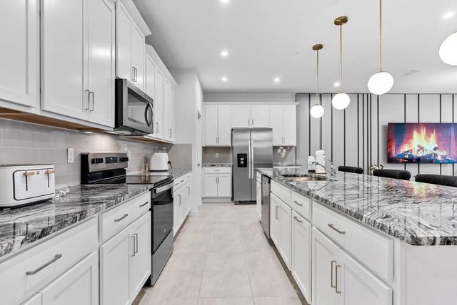 9179 BREEZE MIST TERRACE, Davenport, FL 33897