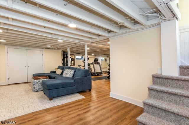 76 Edgemont Rd, Montclair Twp., NJ 07043