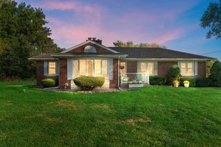 4785 E 61st Avenue, Hobart, IN 46342