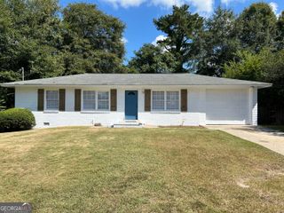 1595 Winston Drive, Macon, GA 31206