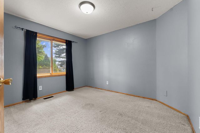 2126 142nd Lane NW, Andover, MN 55304