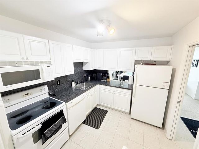 2681 S Course Drive 511, Pompano Beach, FL 33069