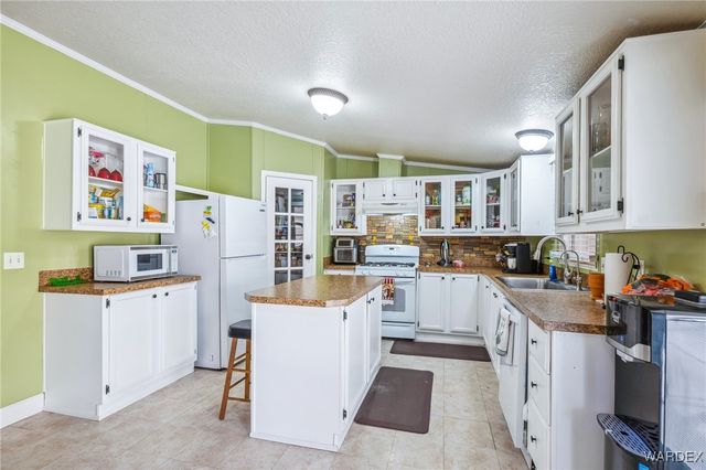 1545 E El Rodeo Road 75, Fort Mohave, AZ 86426