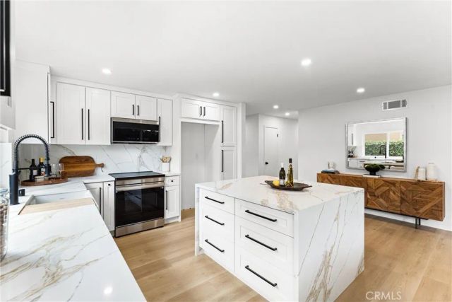 3621 Myrtle, Irvine, CA 92606