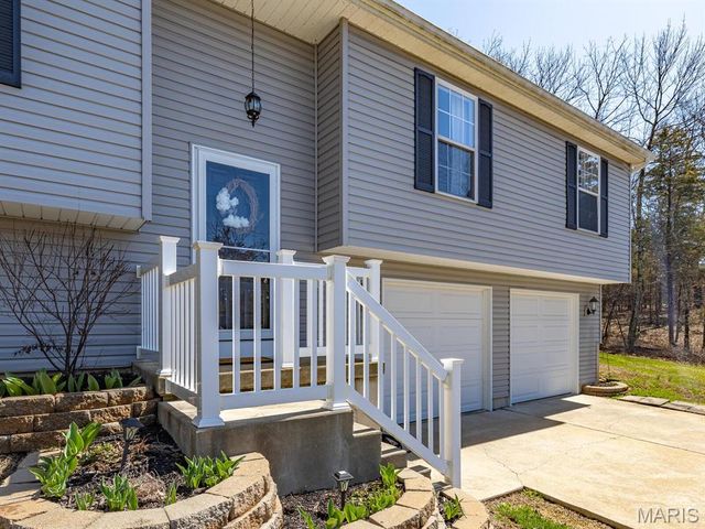 10318 Timber Hill Drive, Hillsboro, MO 63050