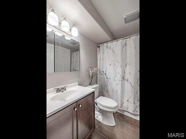 10318 Timber Hill Drive, Hillsboro, MO 63050